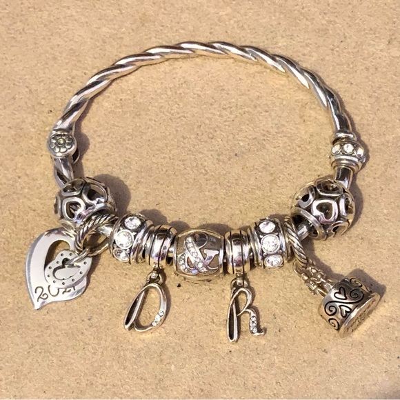 🆕 Brighton Alpha Bead Ampersand (&) symbol Retired Silver with crystals NWOT - Picture 5 of 6